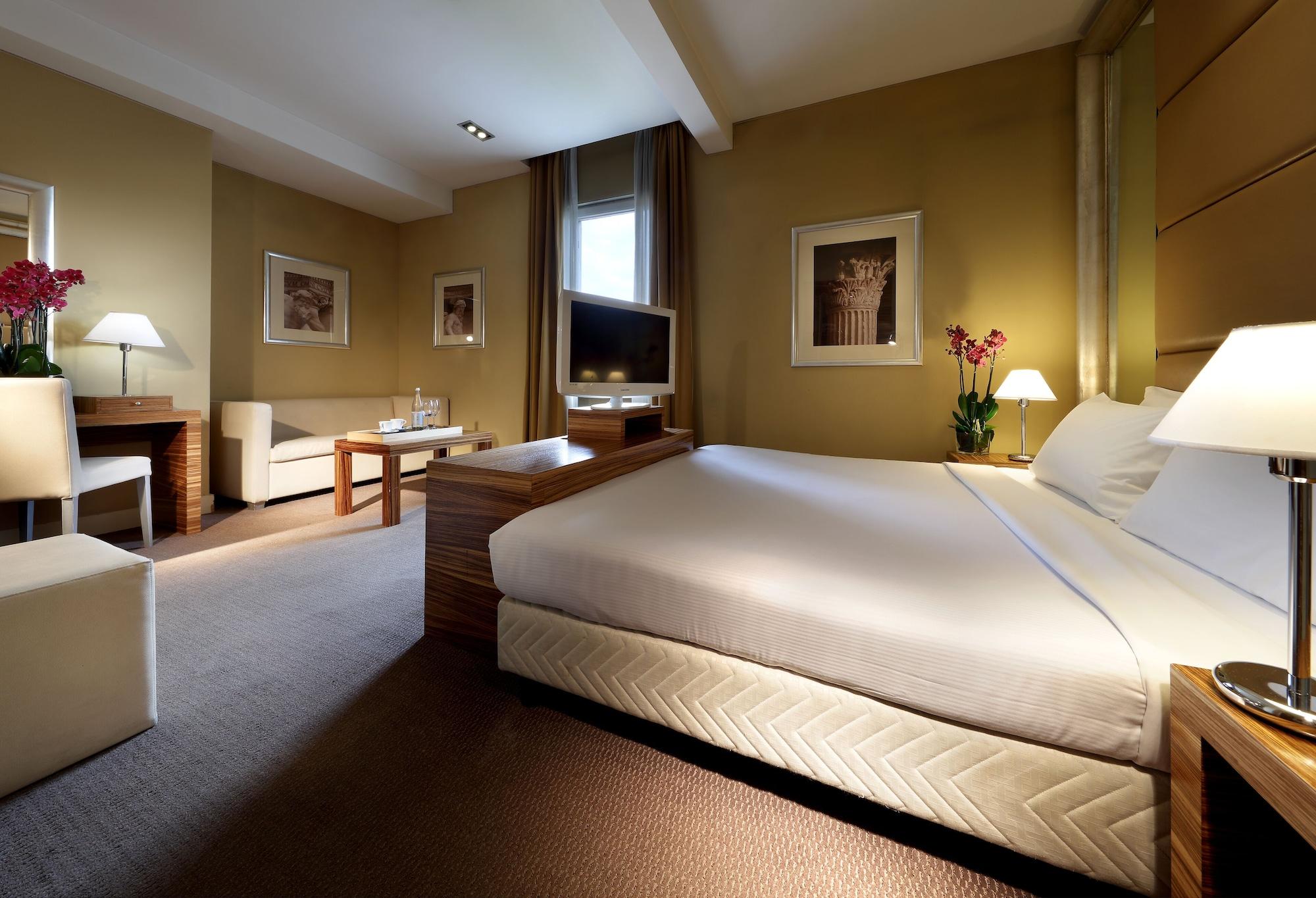 Hotel Saint John Roma Esterno foto