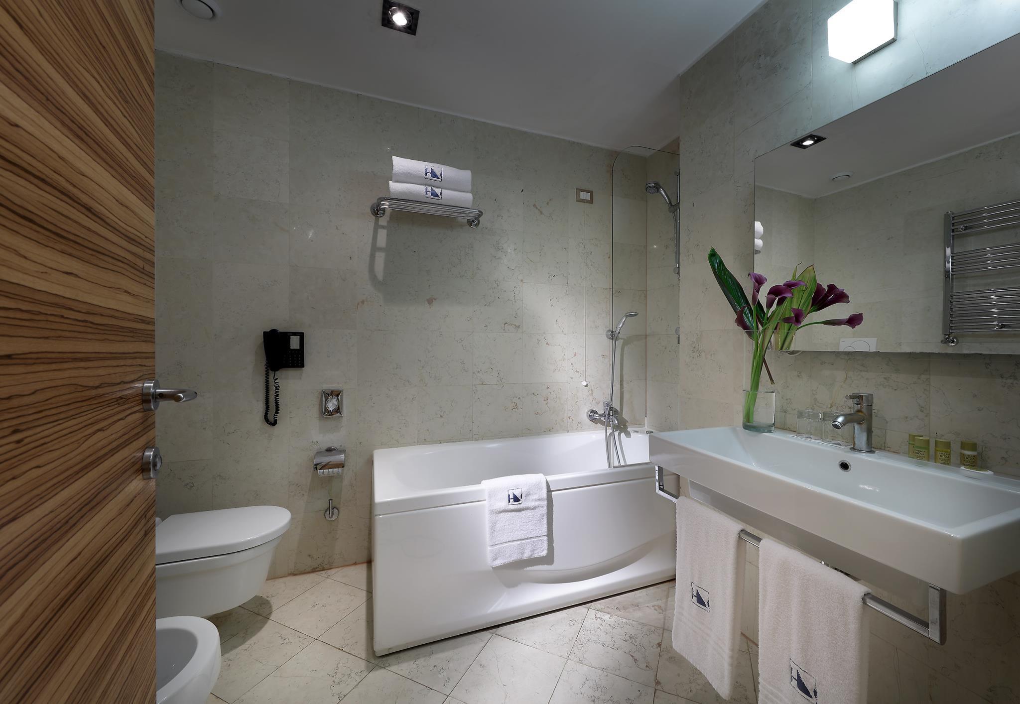Hotel Saint John Roma Esterno foto