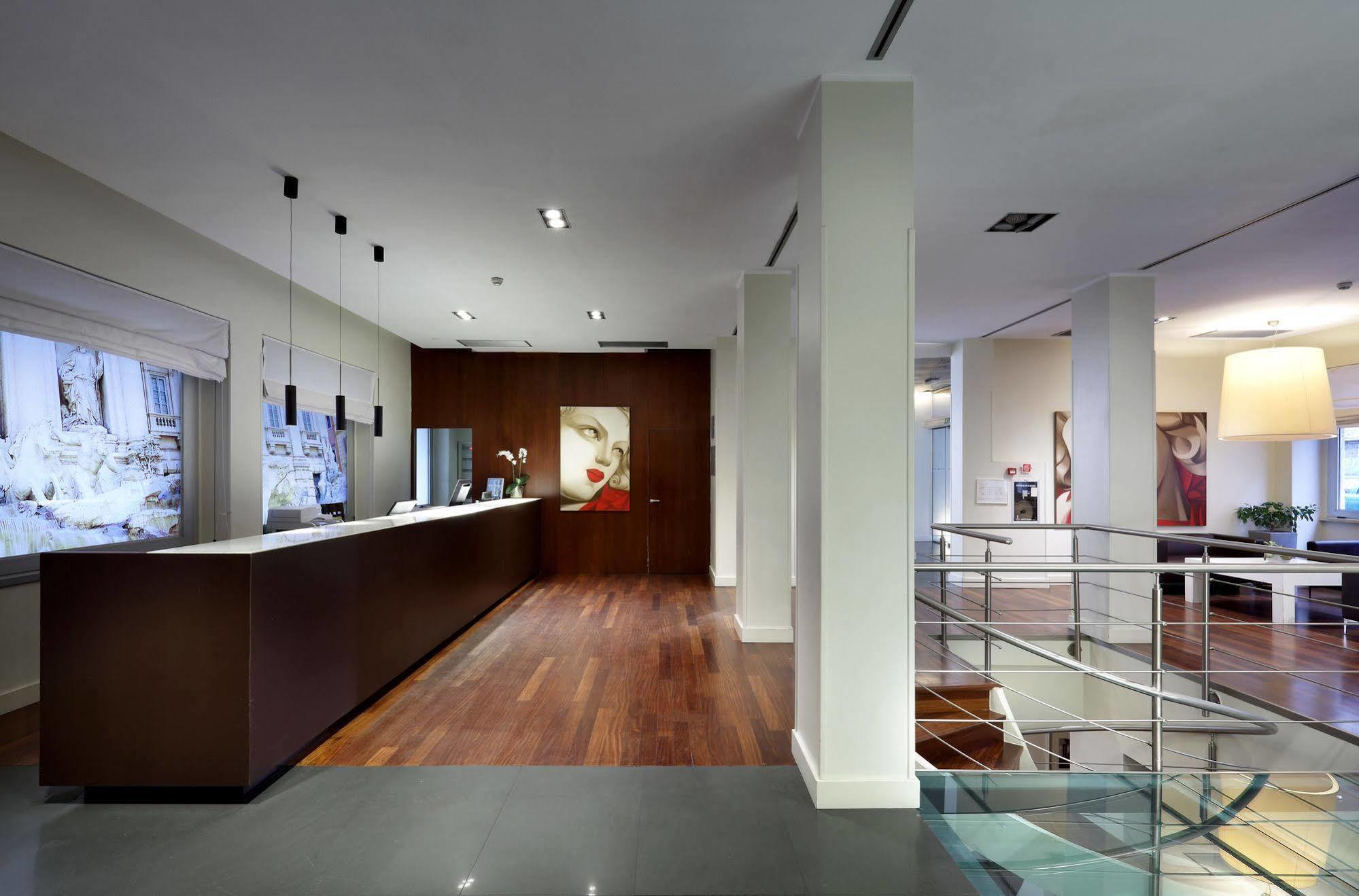 Hotel Saint John Roma Esterno foto