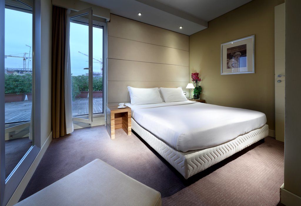 Hotel Saint John Roma Esterno foto