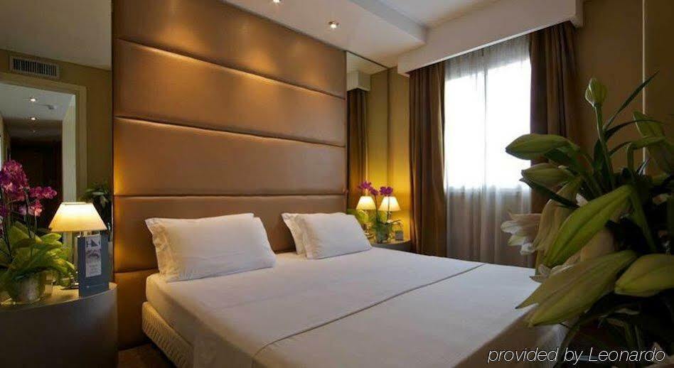 Hotel Saint John Roma Esterno foto